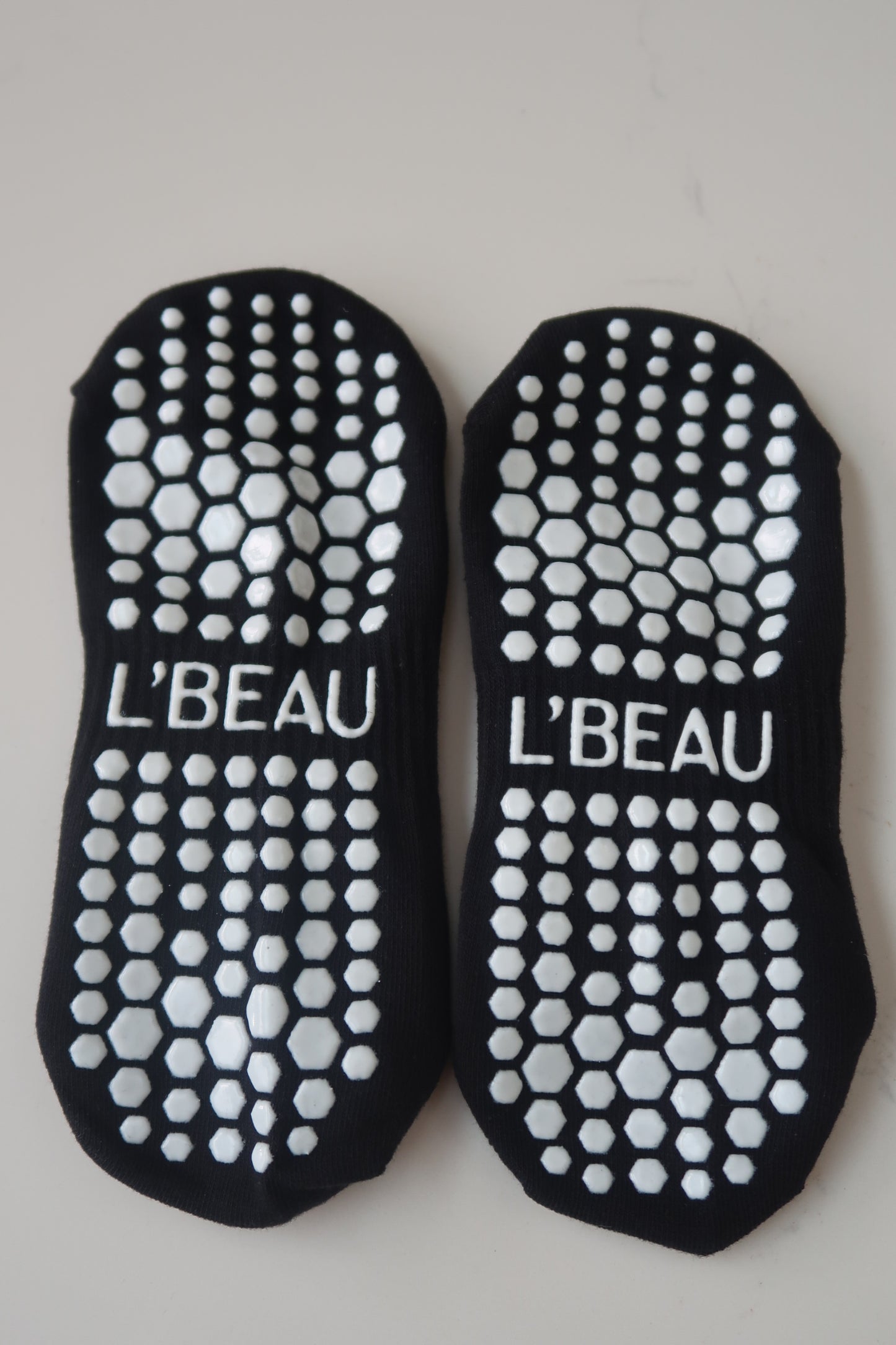 Black hexagon grip socks