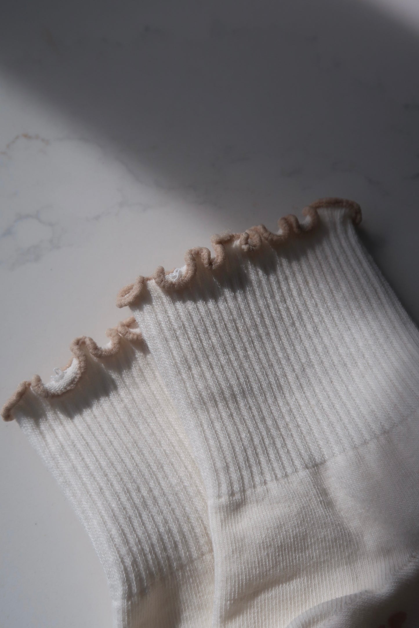 Cream and taupe Heart grip socks