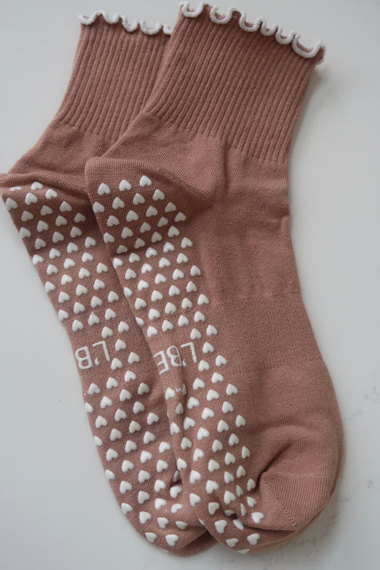 Mocha Heart grip socks